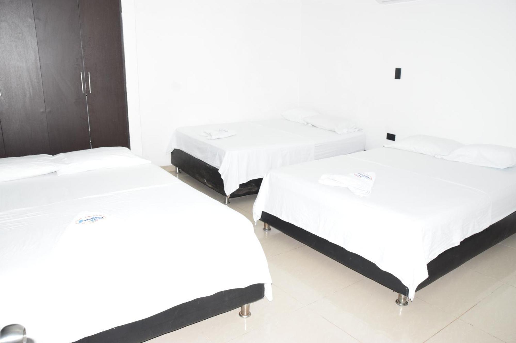 Hotel Barcelona Монтерия Экстерьер фото
