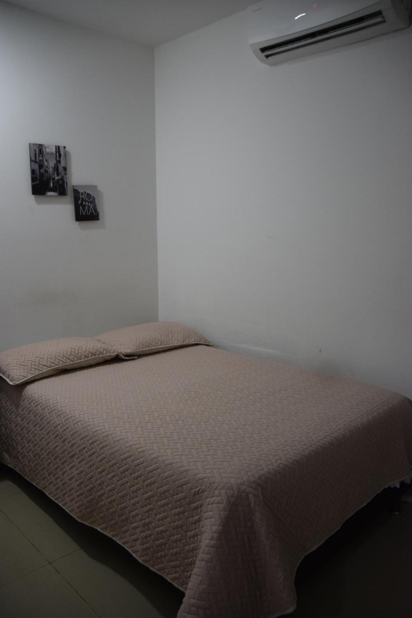 Hotel Barcelona Монтерия Экстерьер фото