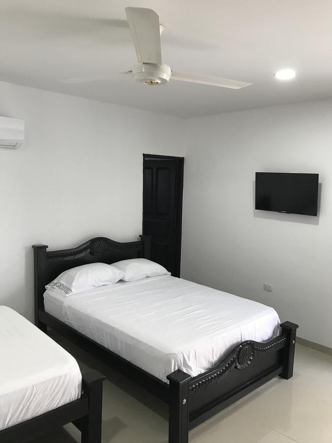 Hotel Barcelona Монтерия Экстерьер фото