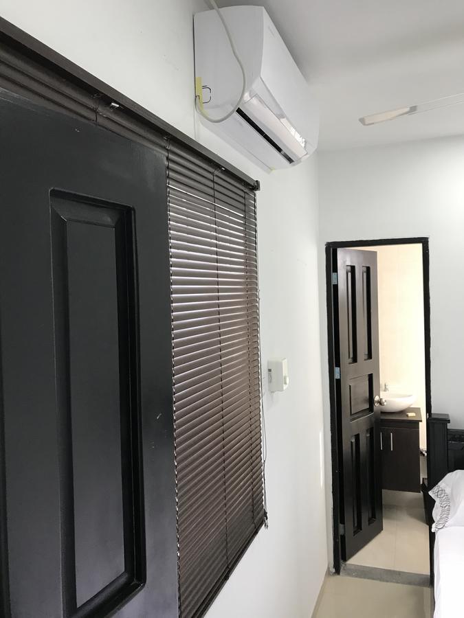 Hotel Barcelona Монтерия Экстерьер фото